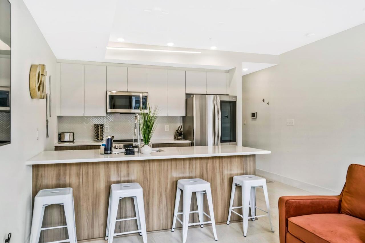 Luxurious And Stylish 2 Bedroom 2 Bathroom Suite Distrito de Colúmbia Exterior foto